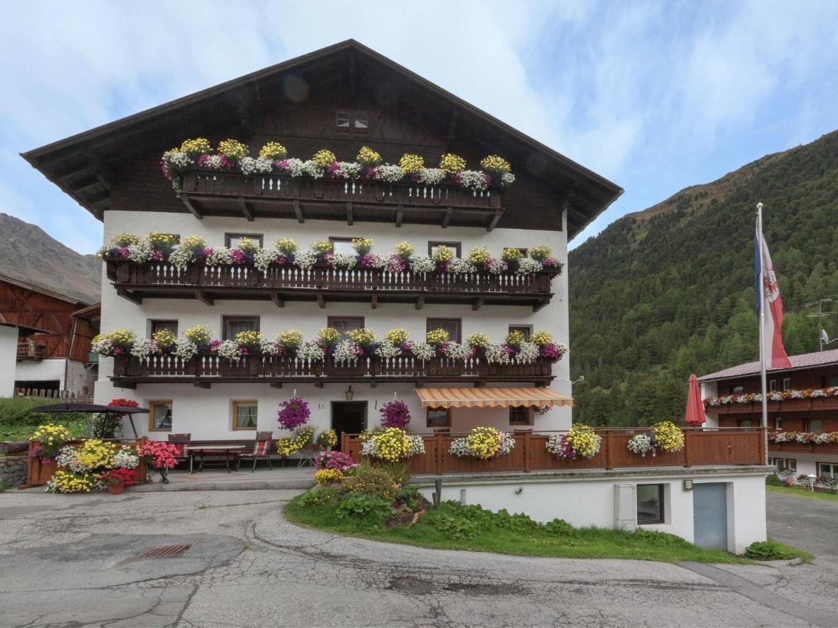Guesthouse In Vent With Balcony Eksteriør bilde