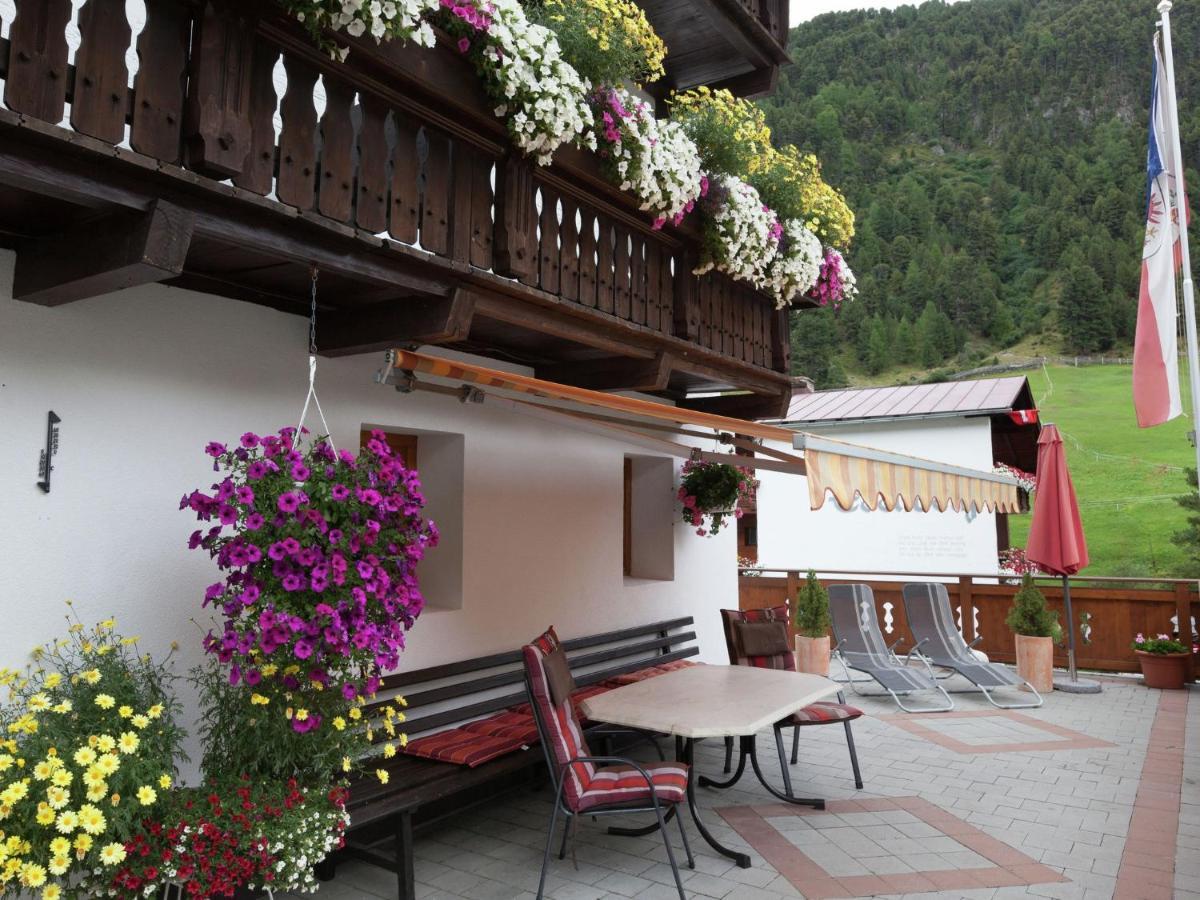 Guesthouse In Vent With Balcony Eksteriør bilde